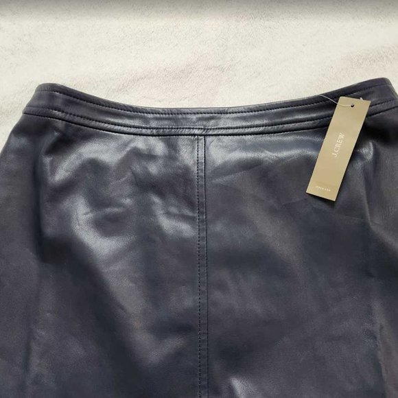 New women's 00 J Crew A-Line midi skirt in Navy faux leather - Picture 3 of 9
